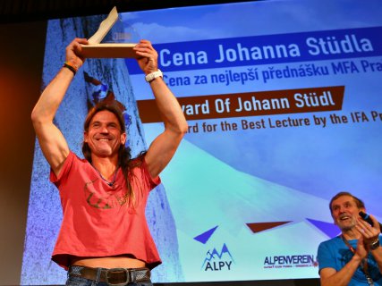 Cena Johanna Stüdla za nejlepší přednášku dne, na 14. ročníku Mezinárodního festivalu alpinismu v Praze.